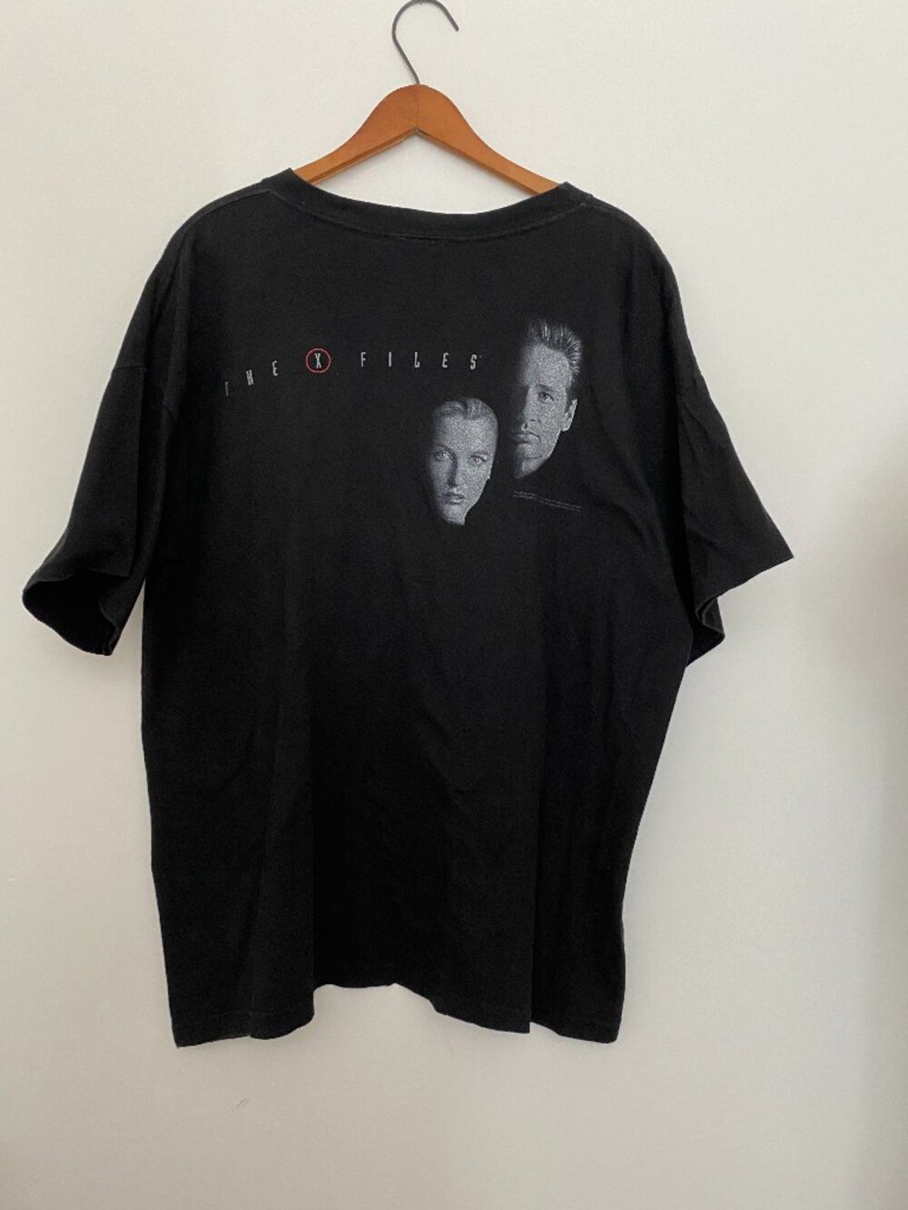 VINTAGE 90S X-FILES MULDER SCULLY TSHIRT FITS LIKE SIZE LARGE-XL